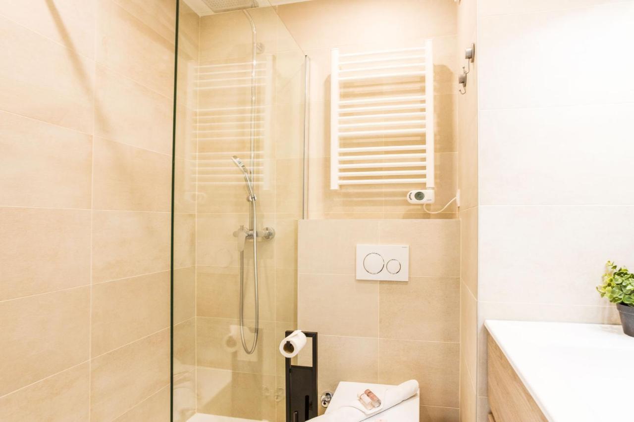 L'Ange Gardien Ap4269 By Riviera Holiday Homes Вильфранш-сюр-Мер Экстерьер фото